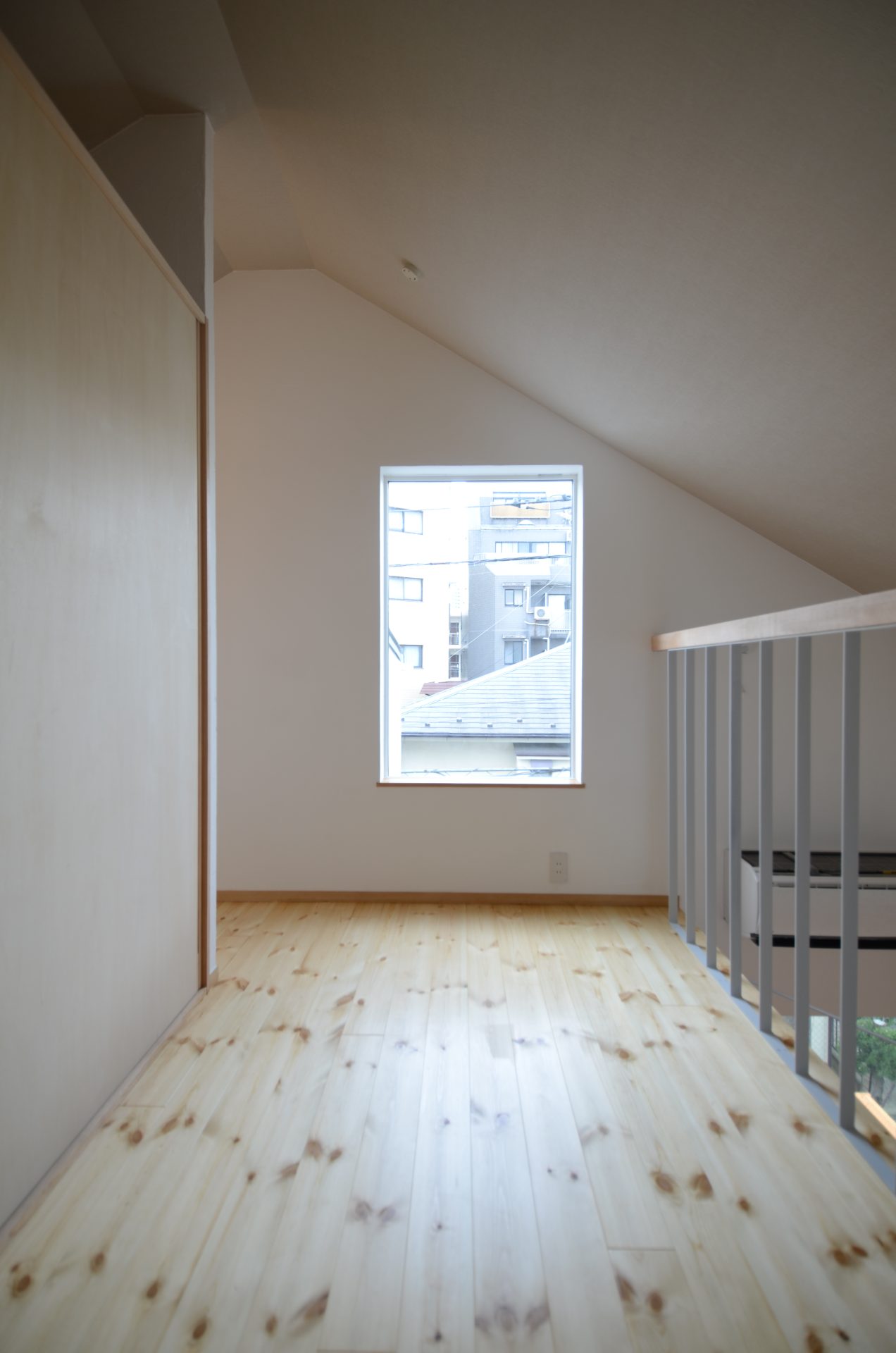 　東京都世田谷区の新築住宅　　　「三軒茶屋の家」